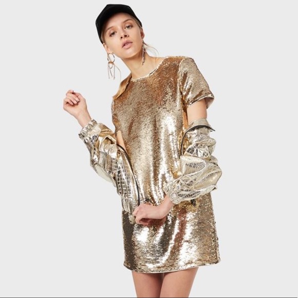 Emporio Armani | Dresses | Nwt Emporio Armani Gold Sequin Mini Dress | Poshmark Emporio Armani | Dresses | Nwt Emporio Armani Gold Sequin Mini Dress | Poshmark